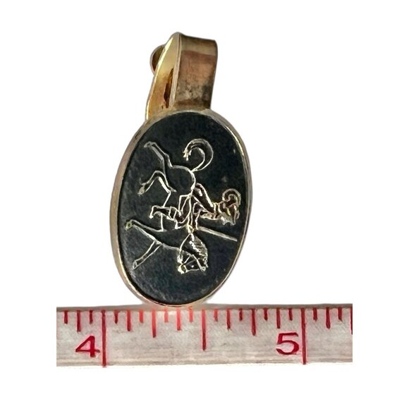 Black & Gold Knight On Horse Tie Clip 70s Men's Career Vintage Statement Piece - Picture 5 of 6